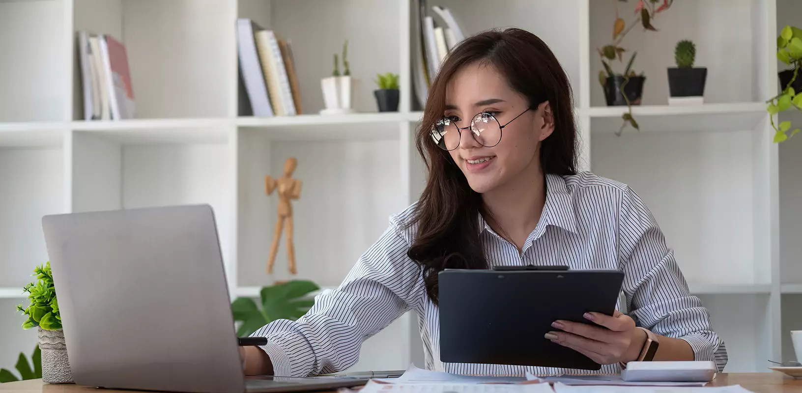Save hours of manual work with smarter<br /> merchandising Save hours of manual work with smarter<br /> merchandising